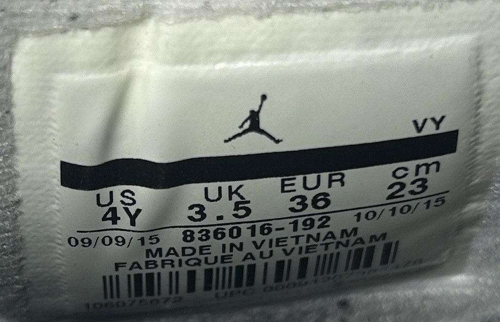 Jordan Brand × Nike Nike Air Jordan 4 Retro OG GS ‘White Cement’ Shoes Size: 5.5 Size US 5.5 / IT 35.5 - 7 Thumbnail