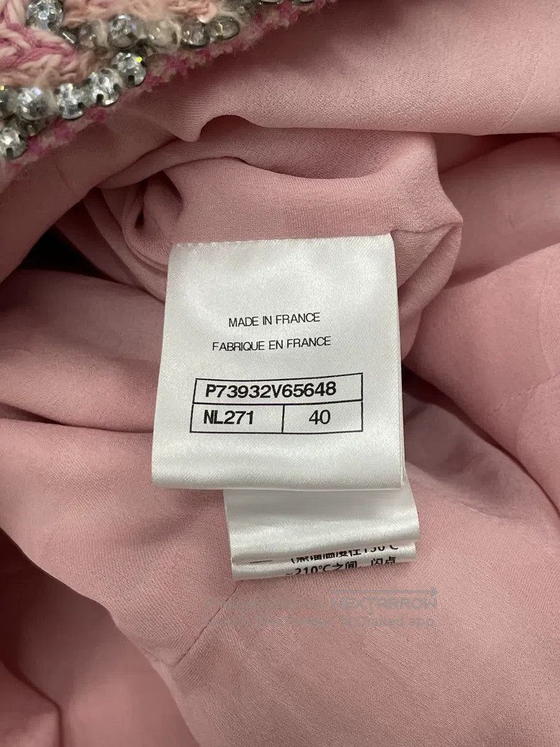 Chanel Chanel 23C pink rhinestones with floral two-piece fake two Size S / US 4 / IT 40 - 6 Thumbnail