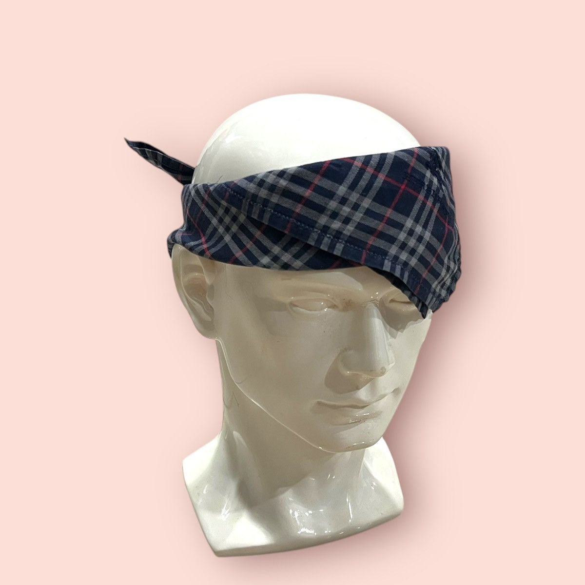 Burberry × Designer ICONIC BURBERRY BLACK LABEL PLAID NOVA CHECK HANDKERCHIEF Size ONE SIZE - 22 Thumbnail