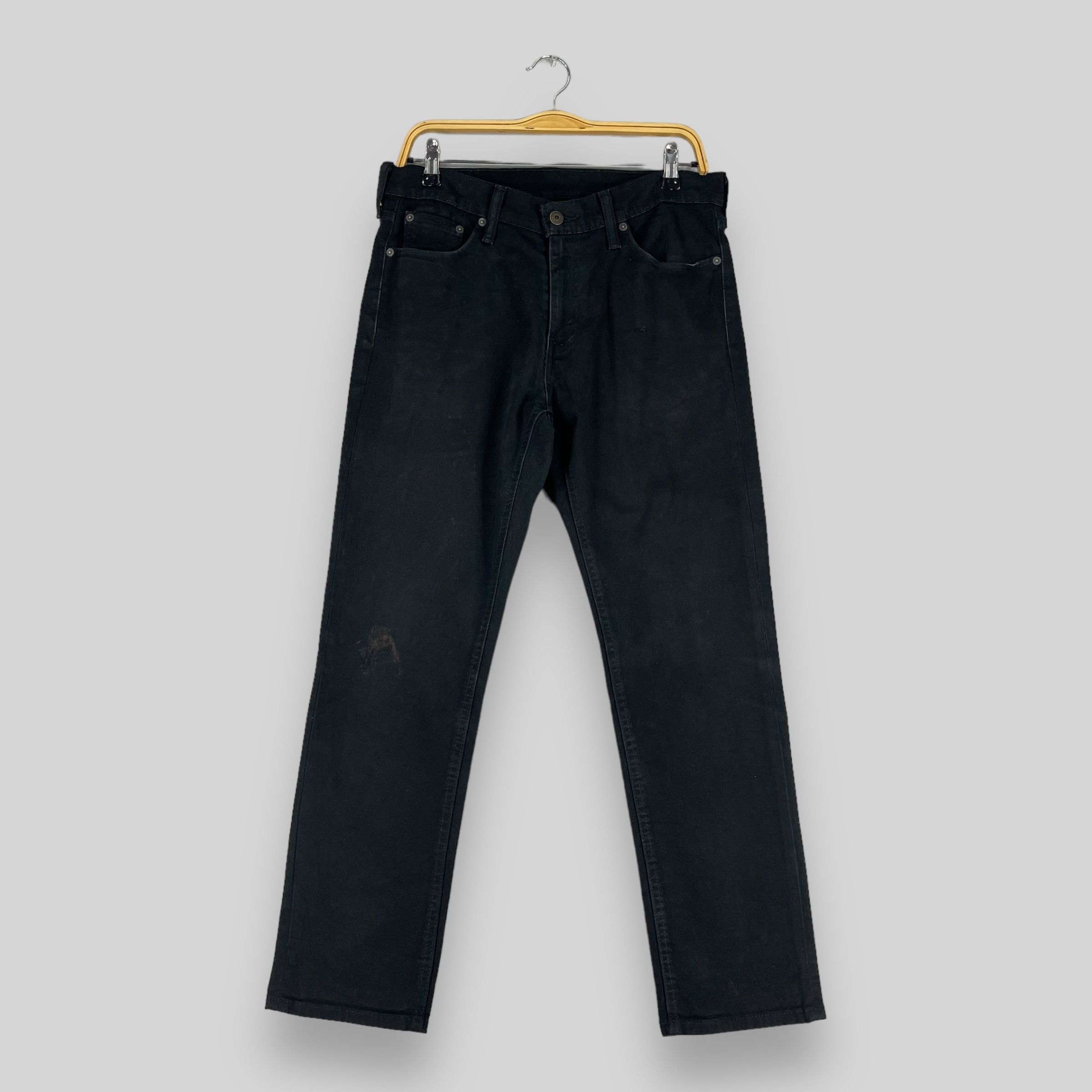 W31 L29 Vintage Distressed Levis 541 Black Wash Jeans