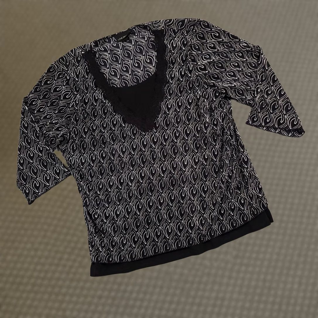 Vintage VINTAGE Lane Bryant Shirt Women's 14/16 Black 3/4 Sleeve Stretch Double Pullover V Neck Blouse Size XL / US 12-14 / IT 48-50 - 1 Thumbnail