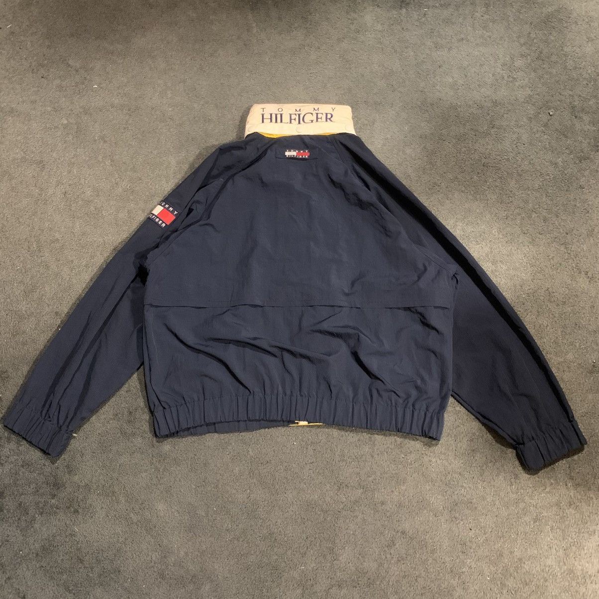 Tommy Hilfiger VINTAGE 90s-Y2K TOMMY HILFIGER WINDBREAKER JACKET Size US XL / EU 56 / 4 - 5 Thumbnail