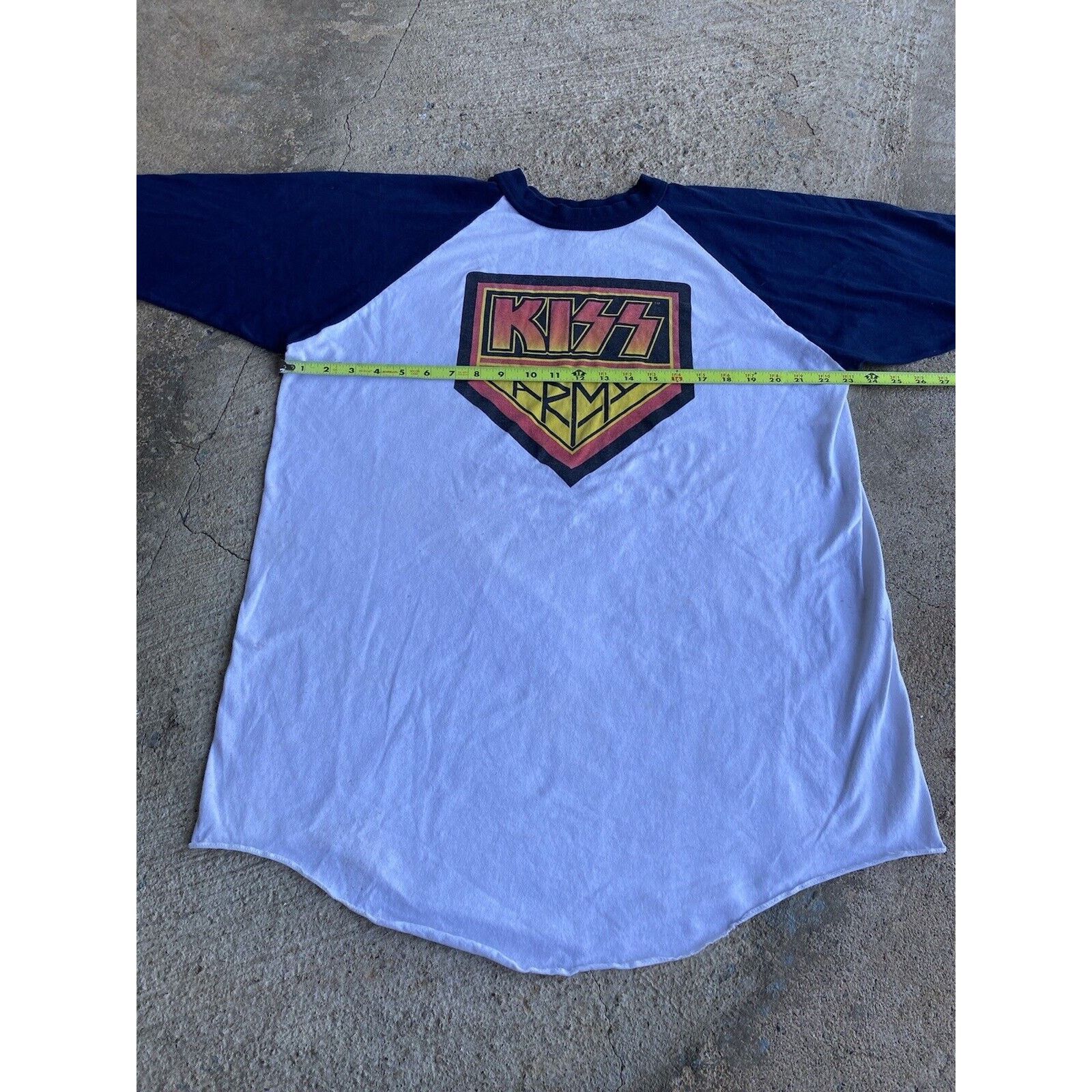 Band Tees Vintage 90’s KISS Army 1996 Concert Raglan Shirt XL Stained Size US XL / EU 56 / 4 - 15 Thumbnail