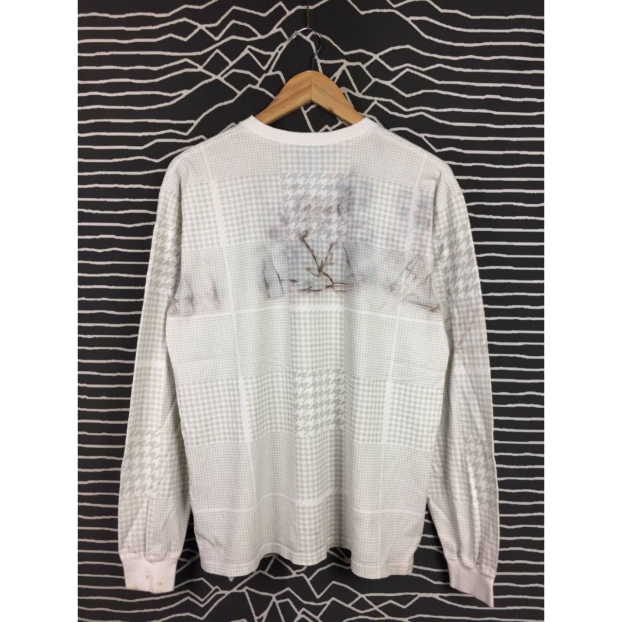 Japanese Brand × Swagger × Vintage Vtg Y2K Swagger Made In Japan Patterned Long Sleeve Tee Size US L / EU 52-54 / 3 - 14 Thumbnail