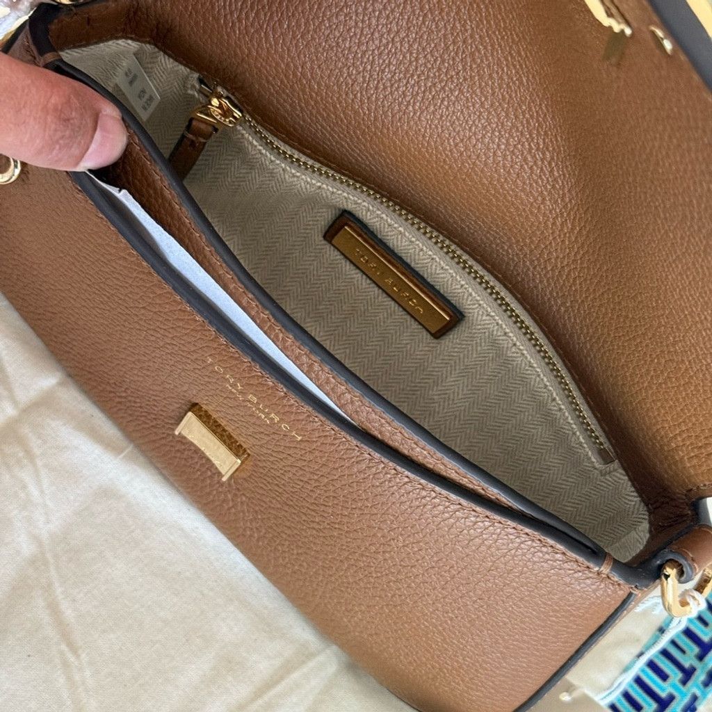 Tory Burch Tory Burch BRITTEN CONVERTIBLE CROSSBODY Leather Shoulder in Size ONE SIZE - 5 Thumbnail