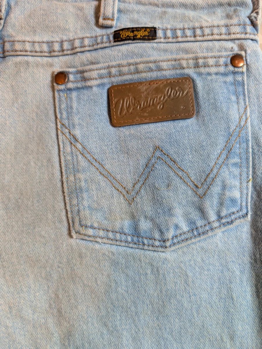 Wrangler Wrangler light wash jeans size 32 x 38 Size US 32 / EU 48 - 15 Thumbnail