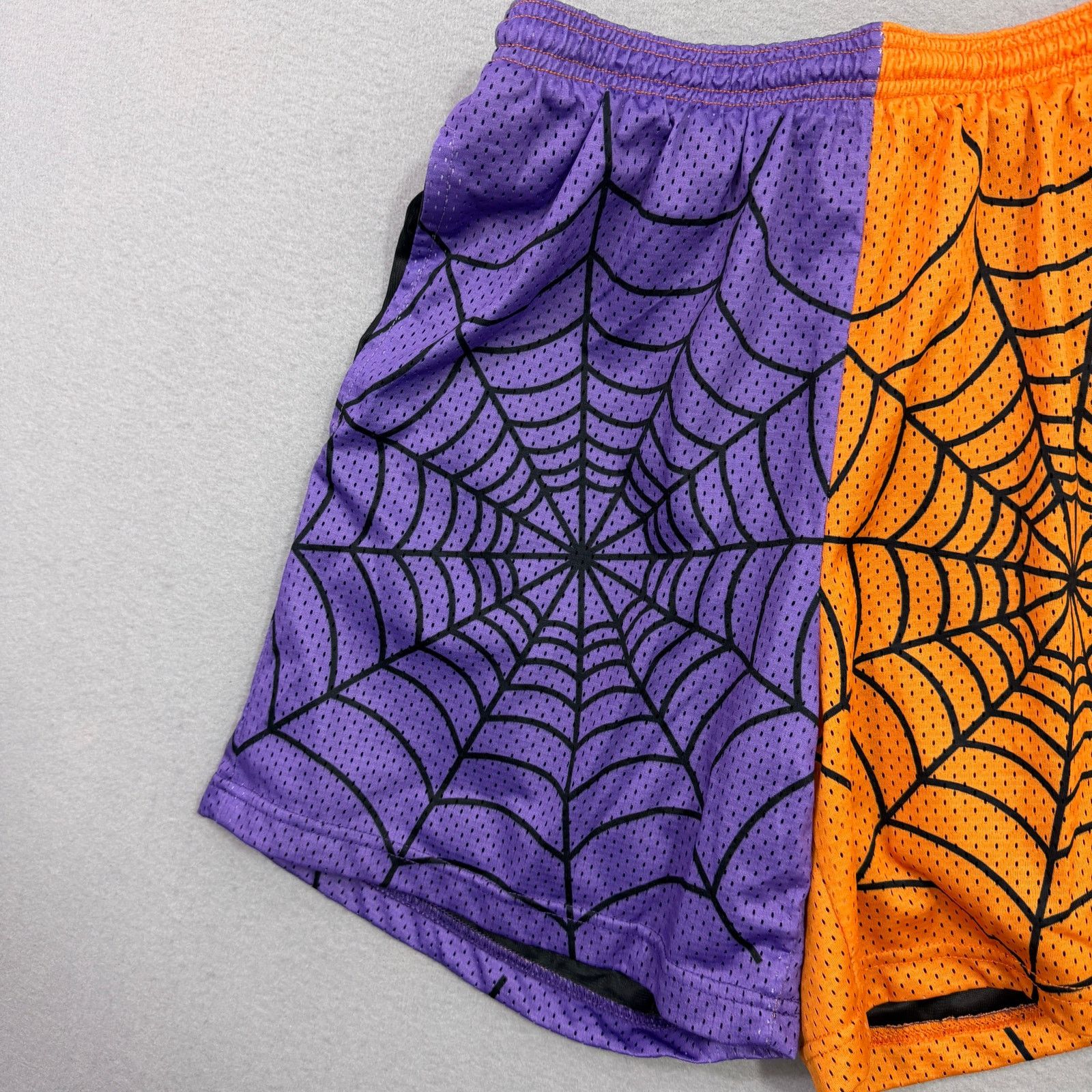 Vintage Lost Files Clothing Halloween Collection Spider Web Shorts Size US 34 / EU 50 - 3 Thumbnail