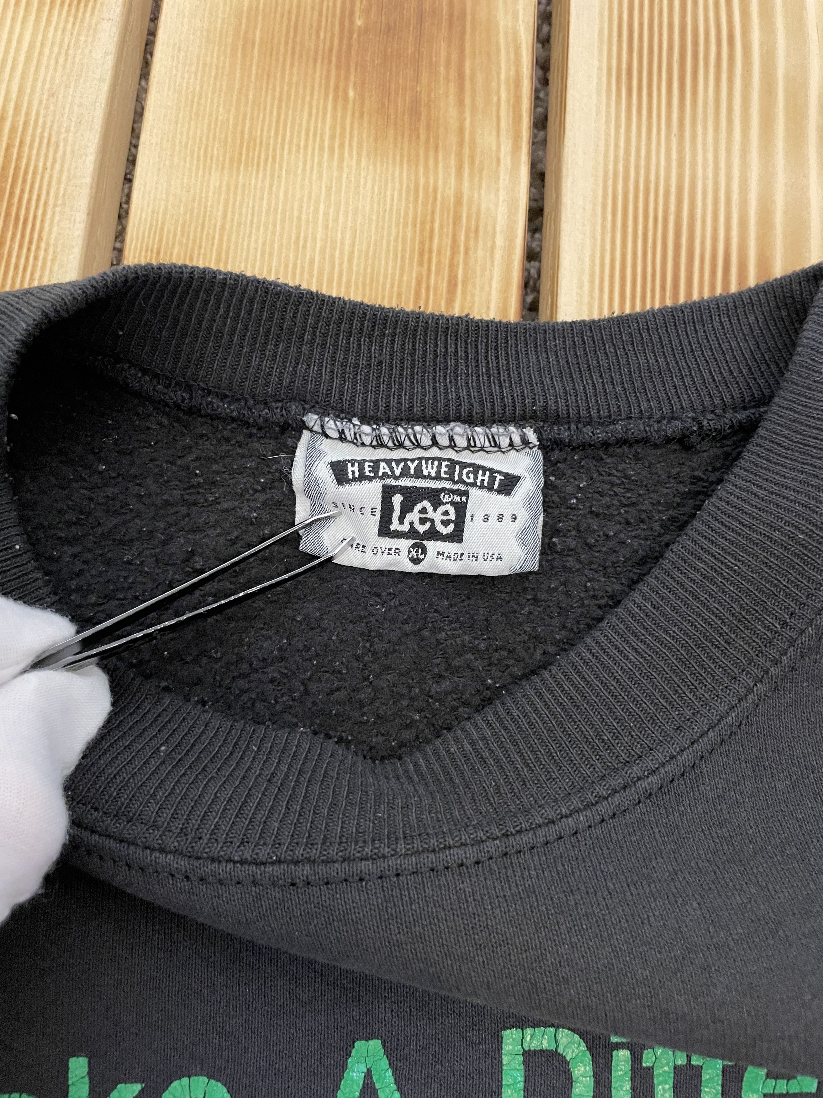 Lee Vintage 90s Distressed Thrashed Lee Sweatshirt Star Tribune Size US XL / EU 56 / 4 - 9 Thumbnail
