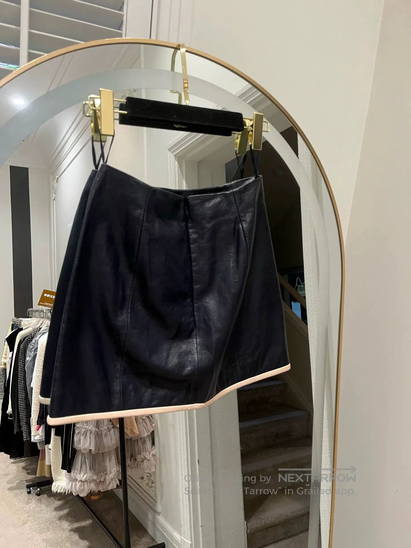 Chanel Chanel Leather Skirt FR34. Size US 34 / EU 50 - 2 Thumbnail