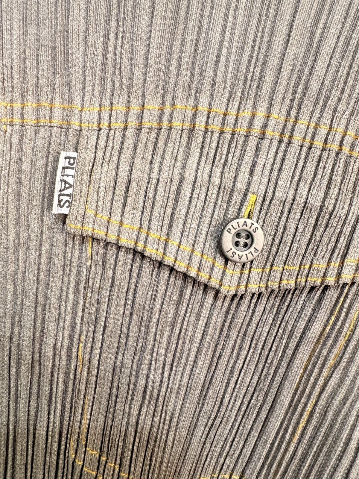 Pleats Please Issey Miyake Pleats Please by Issey Miyake Button Up Size M / US 6-8 / IT 42-44 - 4 Thumbnail