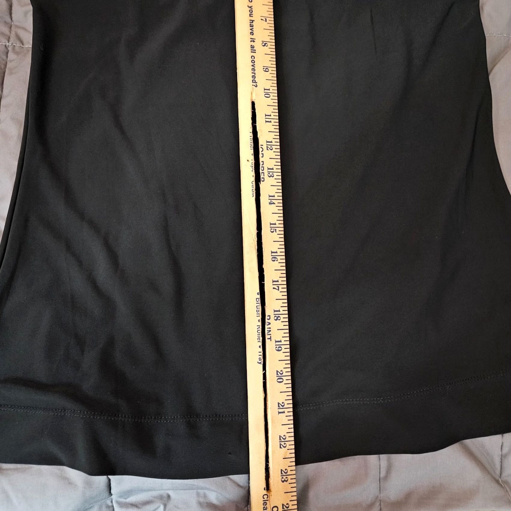 White House Black Market White House Black Market Women's Black Backless Halter Tank Top Size M Size M / US 6-8 / IT 42-44 - 7 Thumbnail