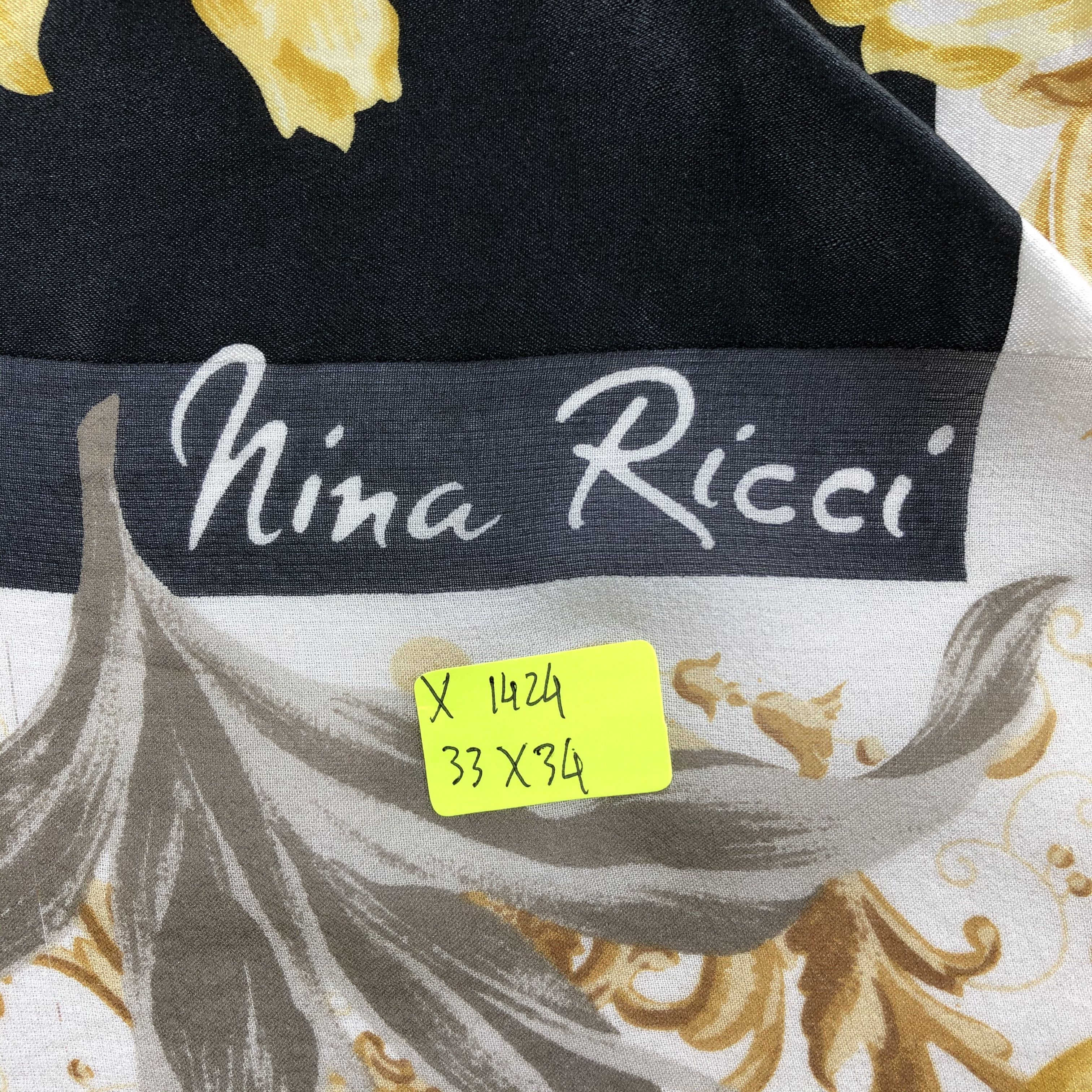 Nina Ricci Vintage Nina Ricci Silk Scarf Size ONE SIZE - 7 Thumbnail