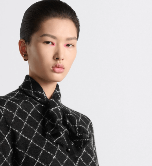 Dior o1w1db11225 454S17 Tied Collar Sweater in Black/White Size S / US 4 / IT 40 - 6 Thumbnail