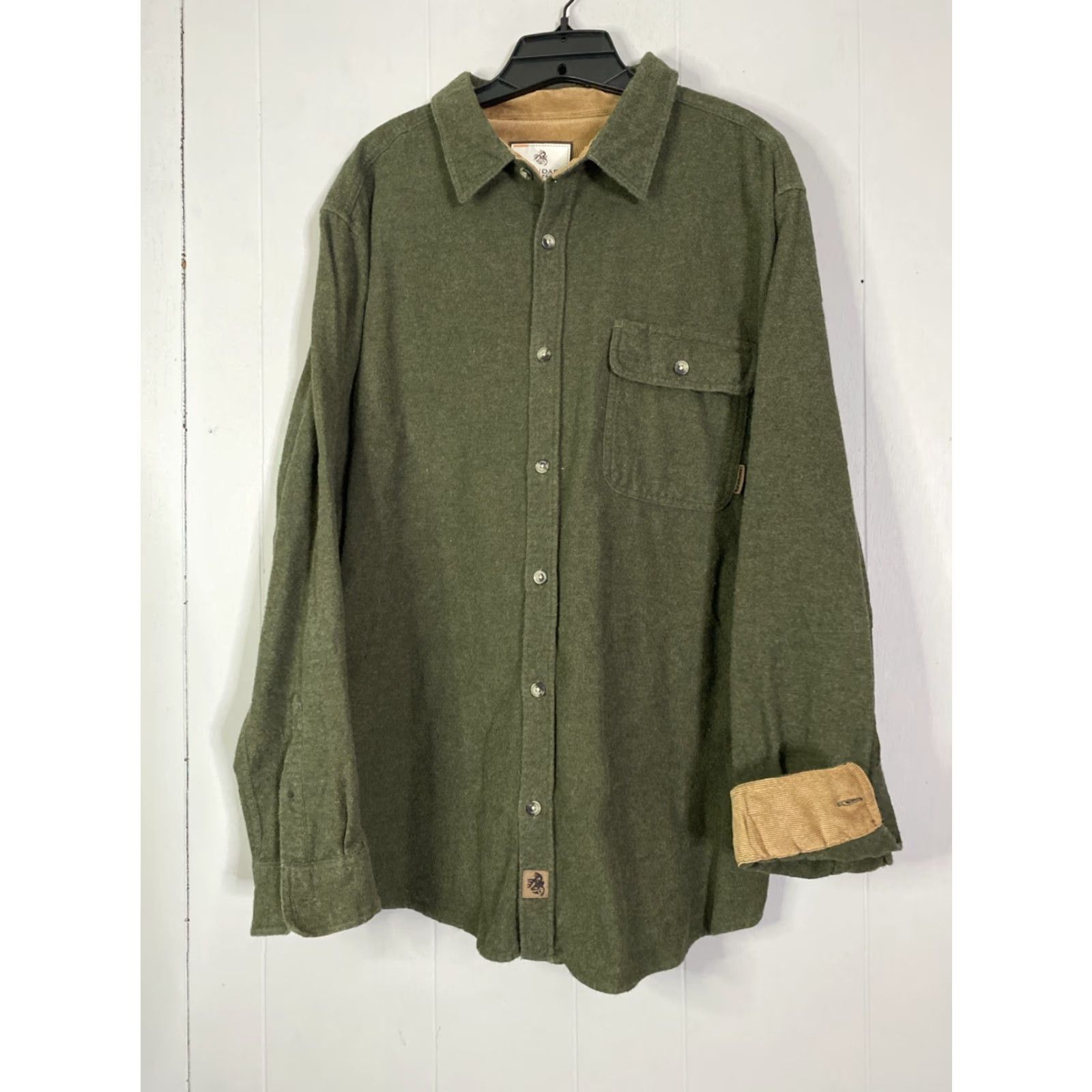 Vintage Legendary Whitetails Shirt Mens XL Green Button Down HeavyFlannel Outdoor Pocket Size US XL / EU 56 / 4 - 6 Thumbnail