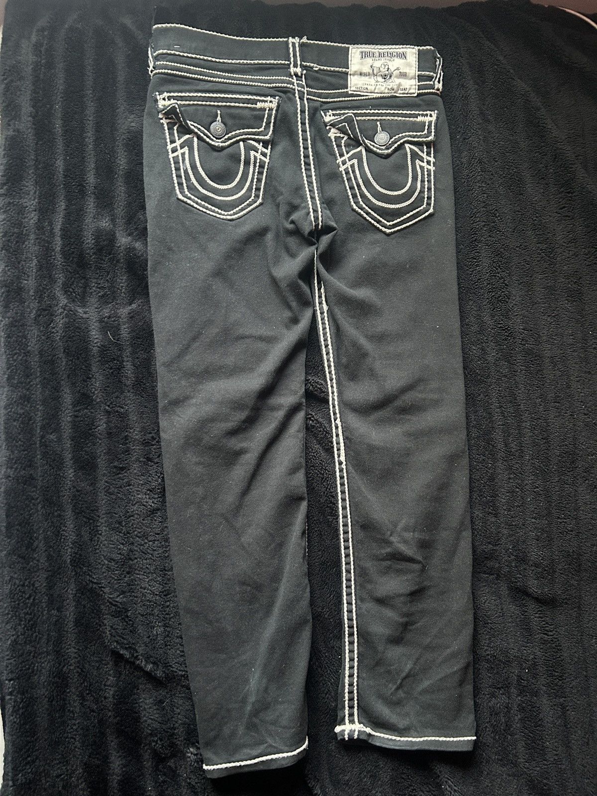 True Religion True religion white stitch jeans relaxed fit Size US 33 - 2 Thumbnail