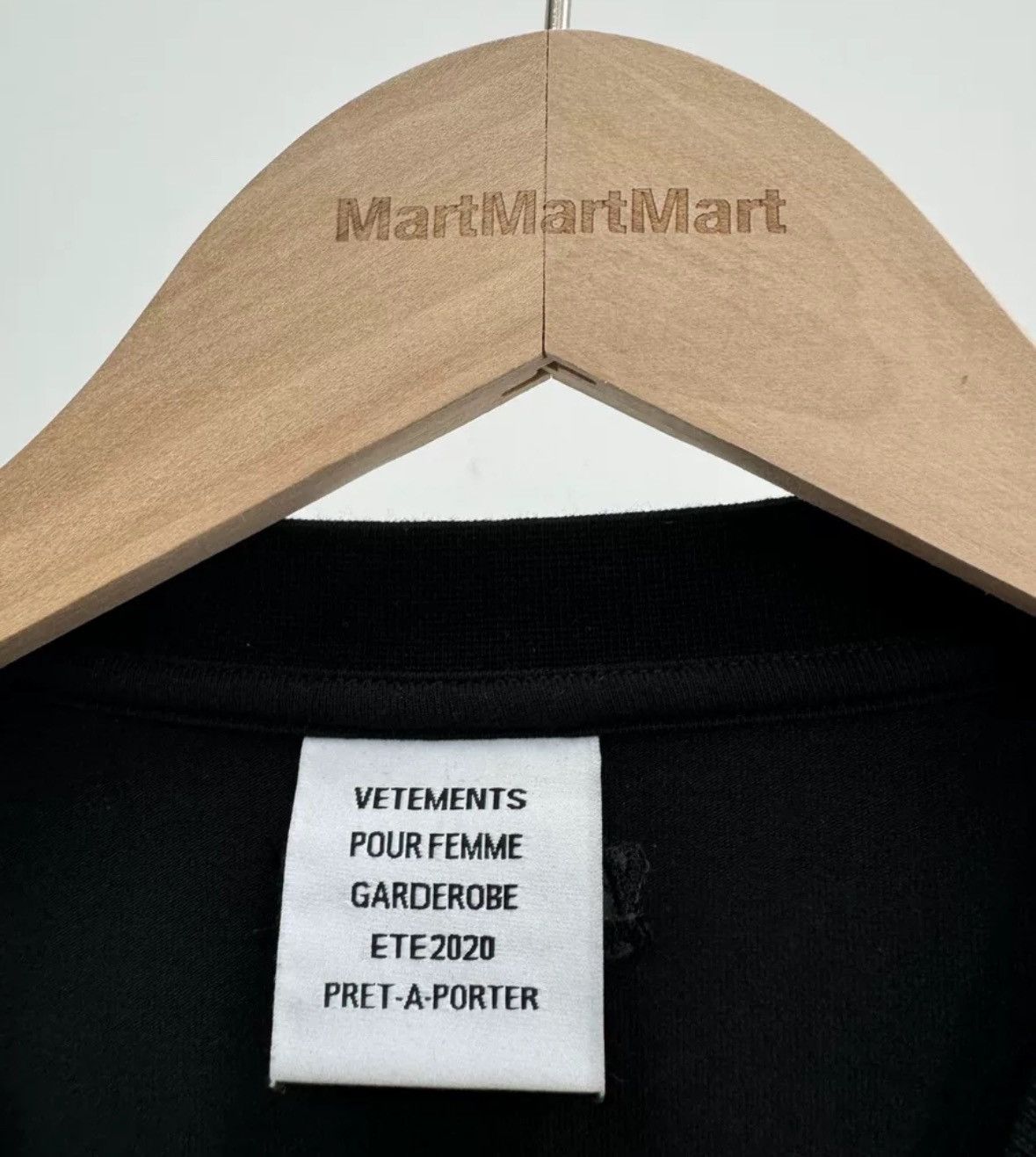 Vetements Vetements 20ss poster slogan: tight long sleeved shirt Size US S / EU 44-46 / 1 - 6 Thumbnail