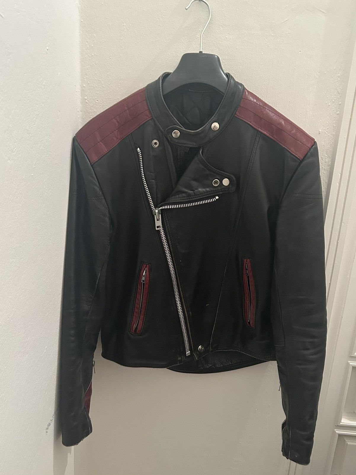 Other Vintage Leather Biker Jacket ENGLAND Size US S / EU 44-46 / 1 - 2 Thumbnail