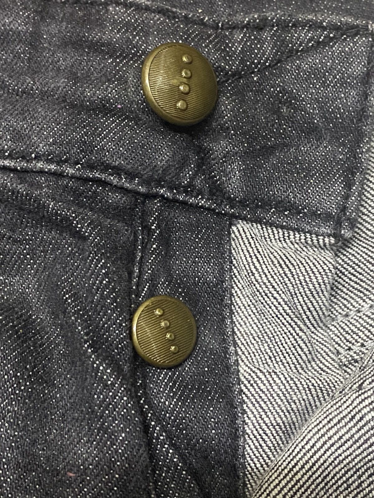 Japanese Brand Vintage Japanese Brand Faded Wash Loose Jeans Size US 33 - 11 Thumbnail