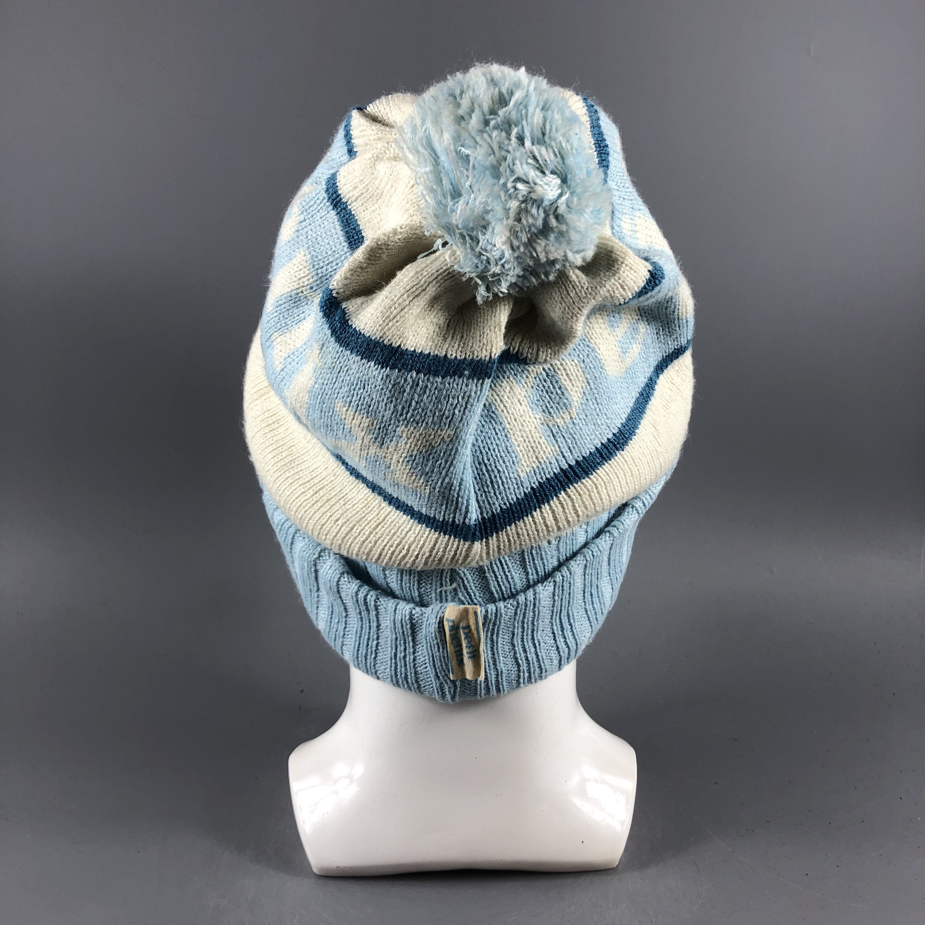 Phenix × Vintage Womens Petit Phenix Bobble Beanie Snow Hat Snow Cap -D395 Size ONE SIZE - 3 Thumbnail