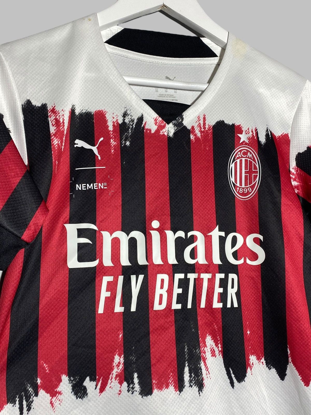 Puma 🔥 AC MILAN X NEMEN PUMA JERSEY ULTRA RARE DRIPPING HEAT Size US XS / EU 42 / 0 - 3 Thumbnail