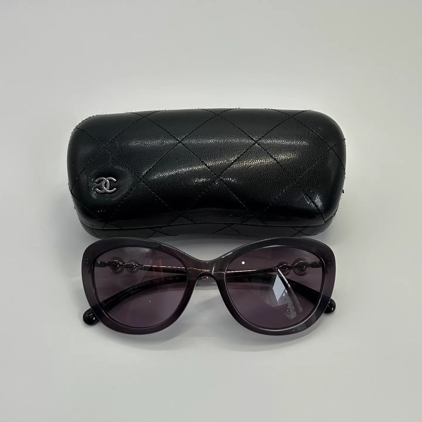 Chanel CHANEL Pearl Sunglasses - Perfect Condition, Case Size ONE SIZE - 5 Thumbnail