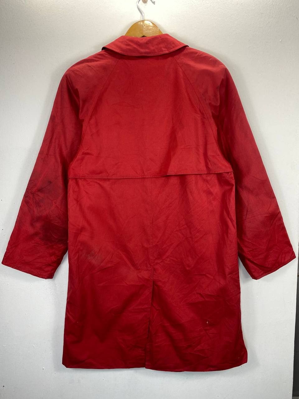 Burberry vintage burberrys trench coat made in england Size US M / EU 48-50 / 2 - 13 Thumbnail
