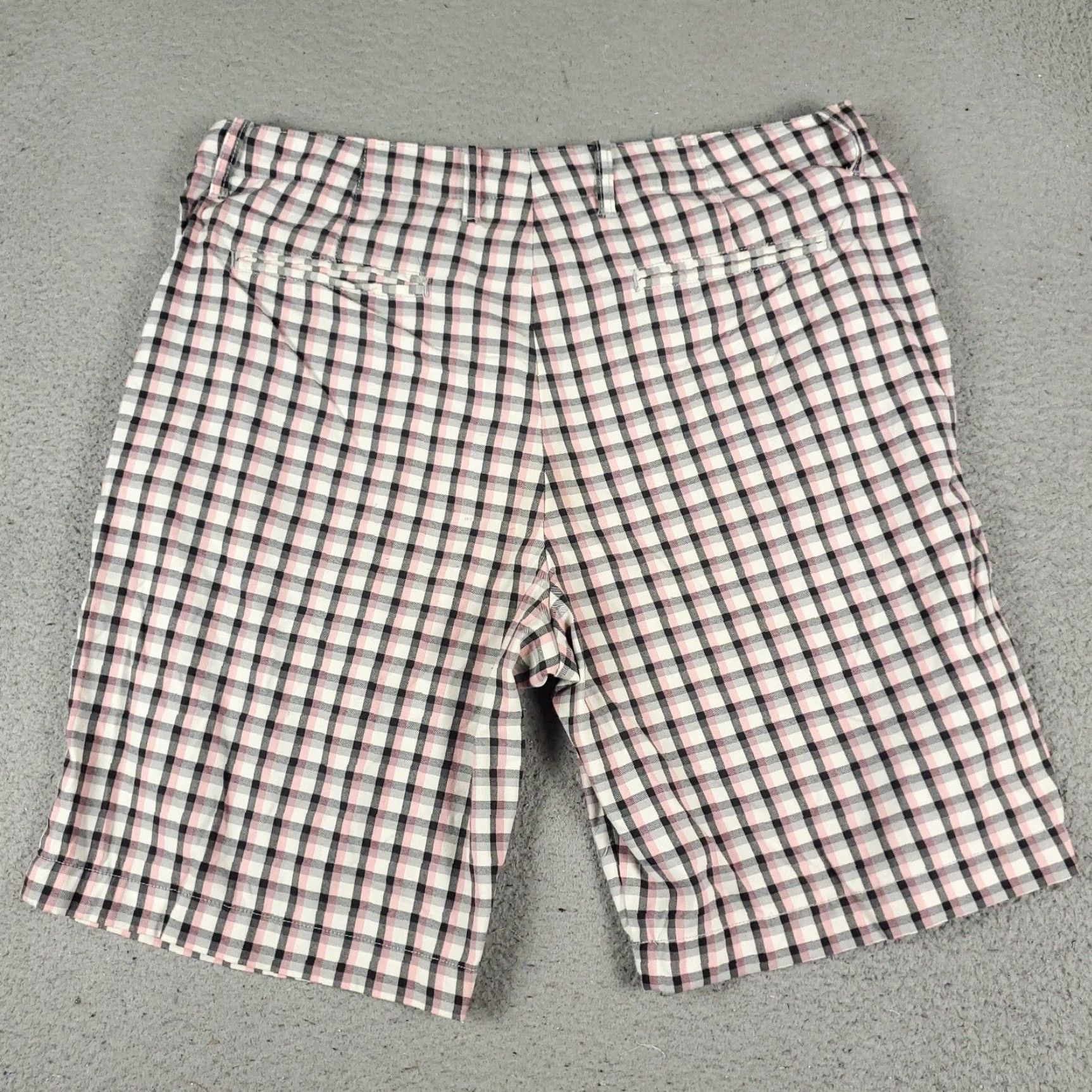 Tommy Bahama VINTAGE Tommy Bahama Shorts Men Size 35 Cotton Blend Plaid Flat Front Casual Chino Size US 35 - 7 Thumbnail