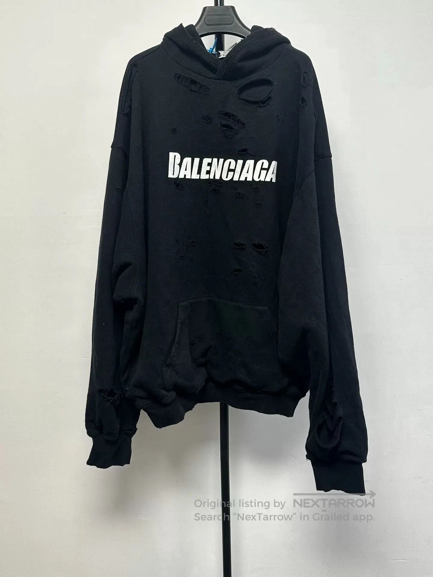 Balenciaga Balenciaga Printed Cracked Hole Hoodie. Size US M / EU 48-50 / 2 - 1 Thumbnail