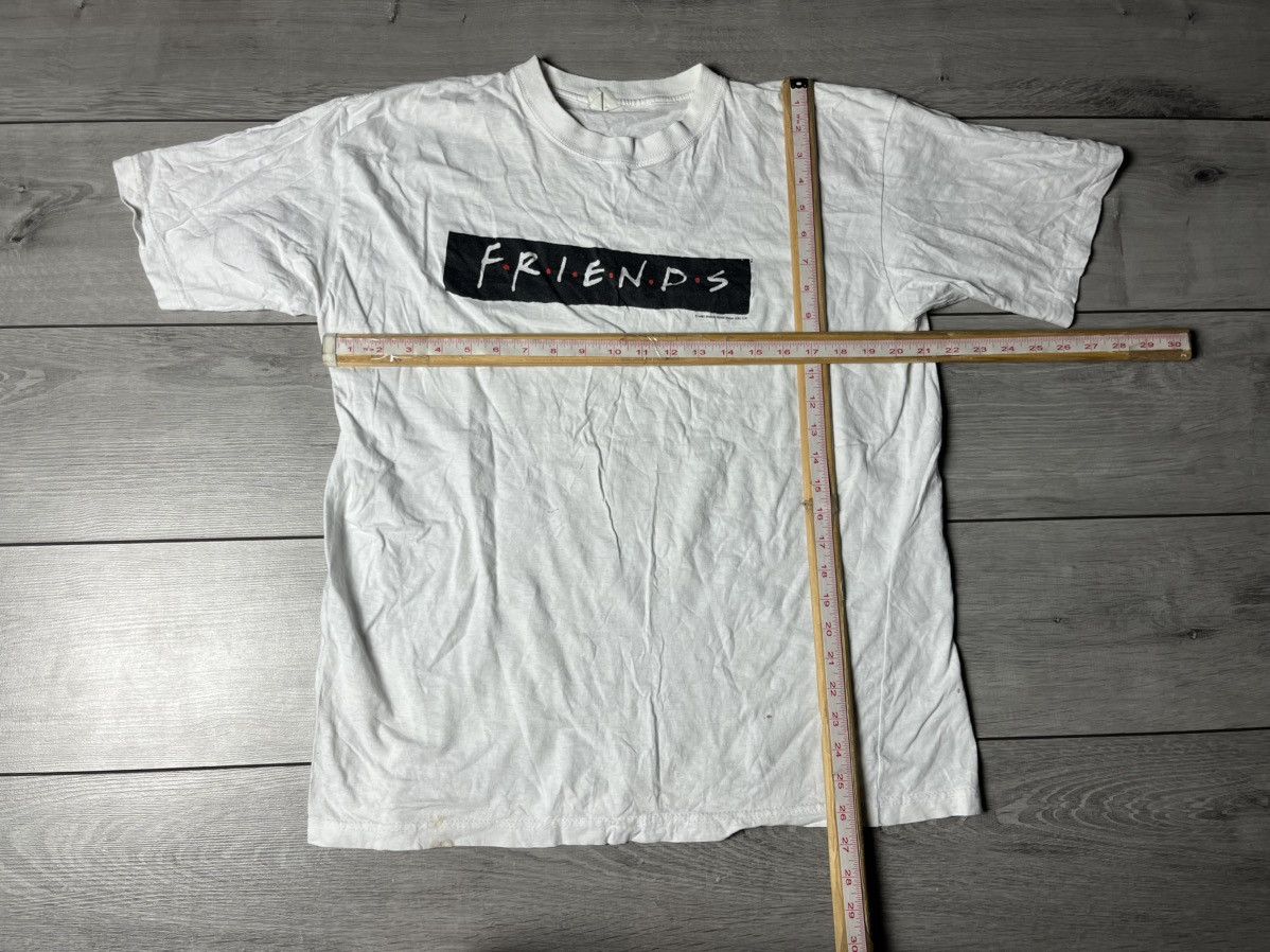 Band Tees Vintage 1997 Friends TV Series Movie White T-shirt Sz Large Size US L / EU 52-54 / 3 - 7 Thumbnail