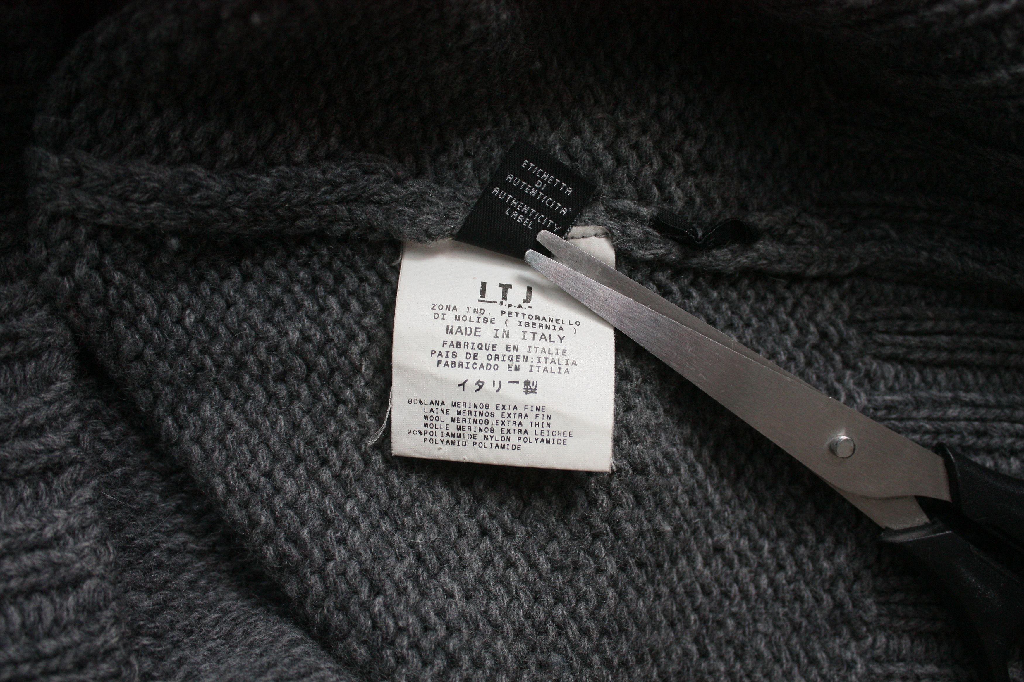 GF Ferre Gianfranco Ferre Jeans Wool Blend Grey Knitted Pullover L Size US L / EU 52-54 / 3 - 9 Thumbnail