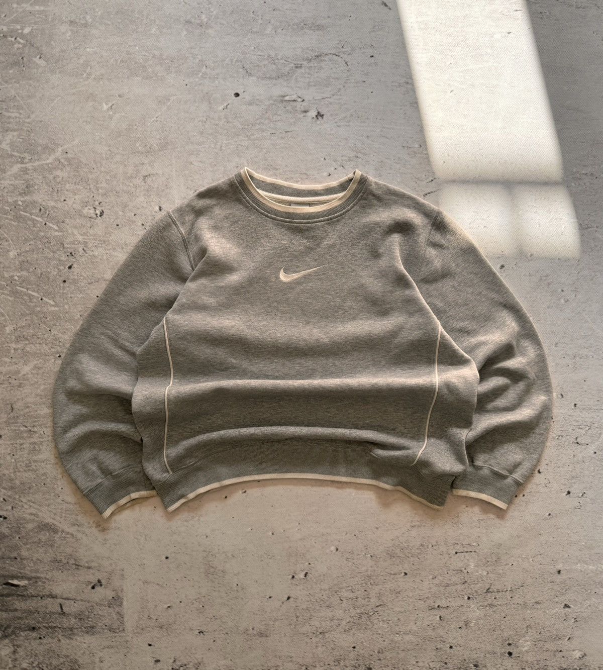 Nike × Vintage NIKE VINTAGE CENTER LOGO OVERSIZE BOXY SWEATSHIRT Size US M / EU 48-50 / 2 - 1 Thumbnail