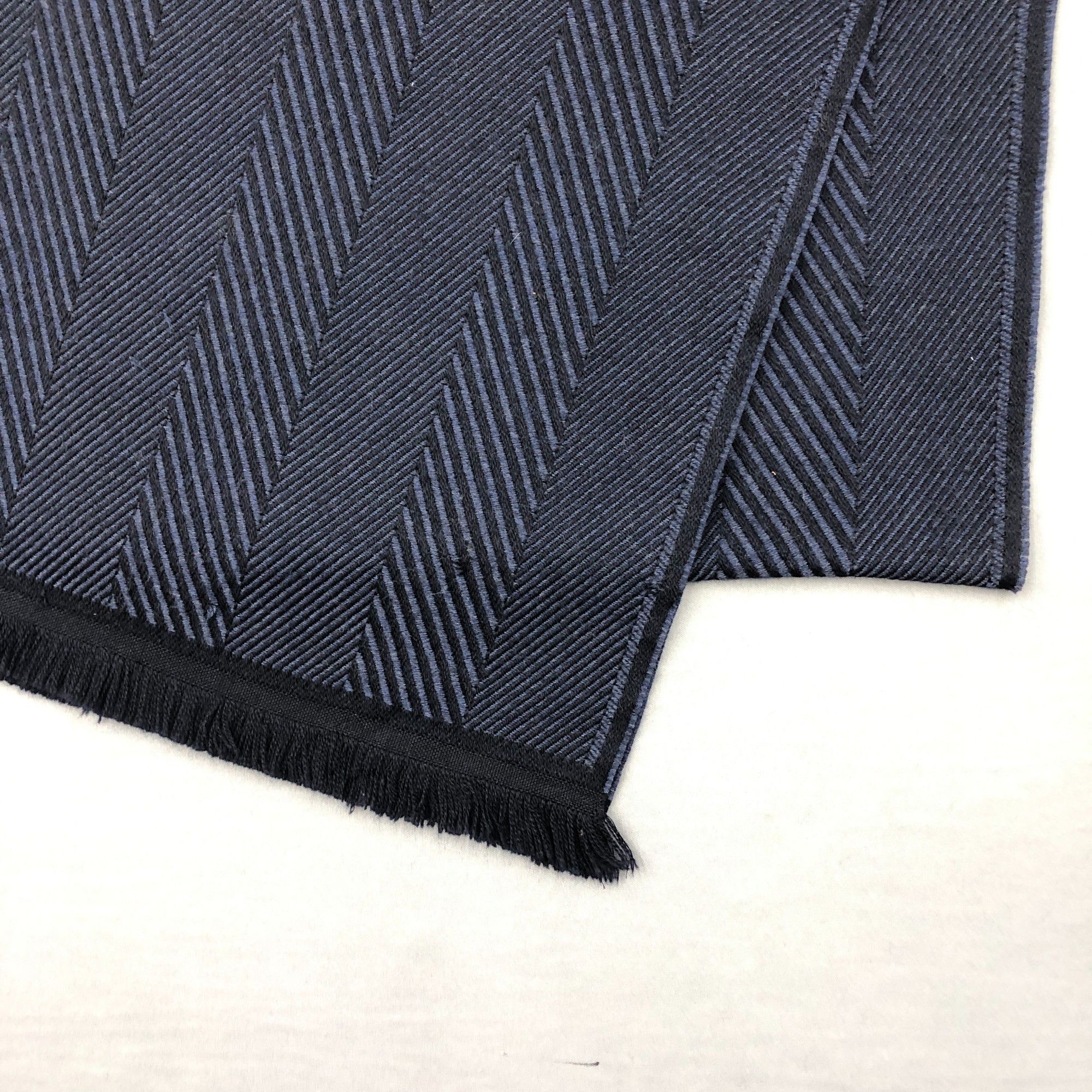 Franco Ferrari Vintage Franco Ferrari Scarf Muffler Wool Winter Scarves Size ONE SIZE - 5 Thumbnail