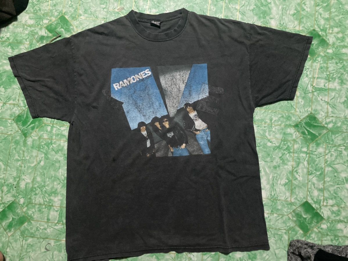 Band Tees × Vintage Vintage T-shirt Ramones Promo Album Size US XL / EU 56 / 4 - 3 Thumbnail