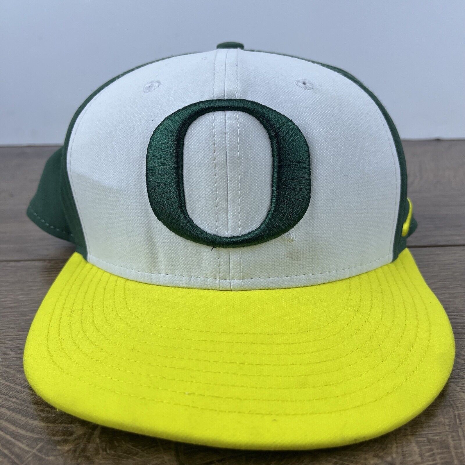 Nike Oregon Ducks Nike Hat Snapback White Cap Hat Adjustable Hat Size ONE SIZE - 3 Thumbnail