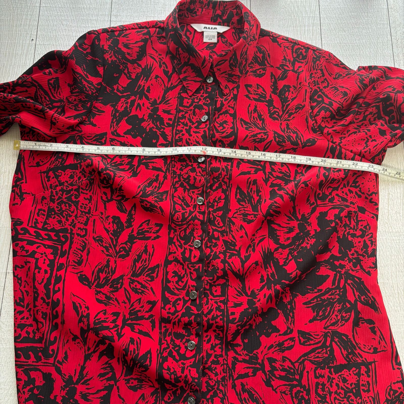 Other Alia Red Black Floral Button Down Blouse Size 16W Pleated Size XXL / US 16-18 / IT 52-54 - 6 Thumbnail