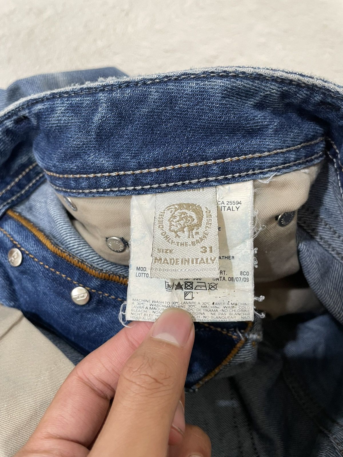 Diesel Diesel Zatiny Vintage Denim Rare Faded Button Fly Y2K Japan Size US 32 / EU 48 - 7 Thumbnail