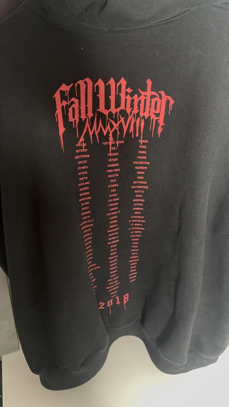 Vetements ⛔️ Vetements metal tour hoode black XS Size US XS / EU 42 / 0 - 5 Thumbnail