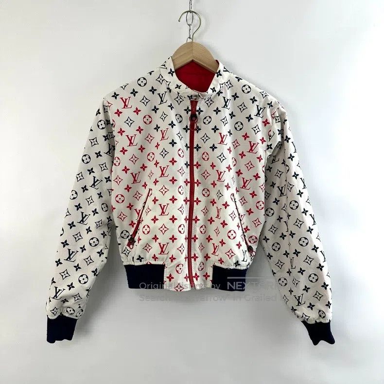 Louis Vuitton Louis Vuitton Old flower full print reversible jacket Size XS / US 0-2 / IT 36-38 - 1 Thumbnail
