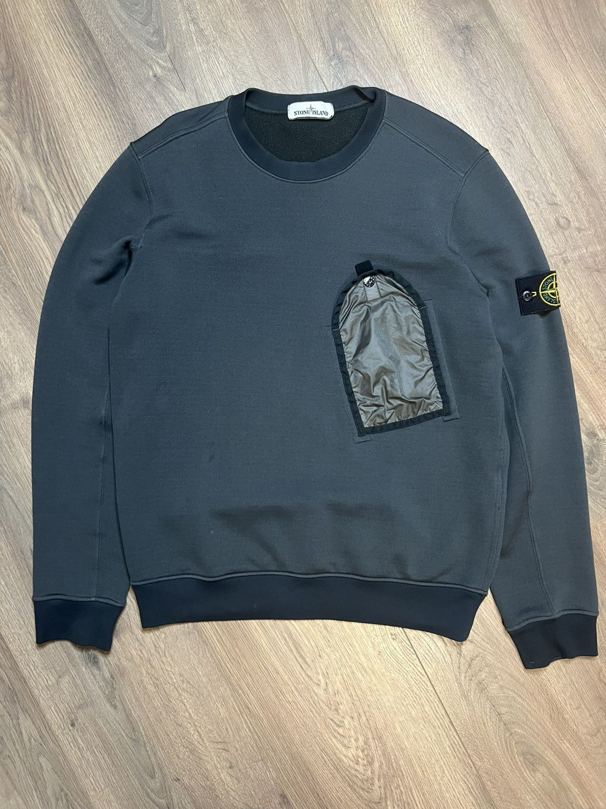 Stone Island *AW2019* Stone Island Lamy Pocket Sweatshirt Size US L / EU 52-54 / 3 - 1 Thumbnail