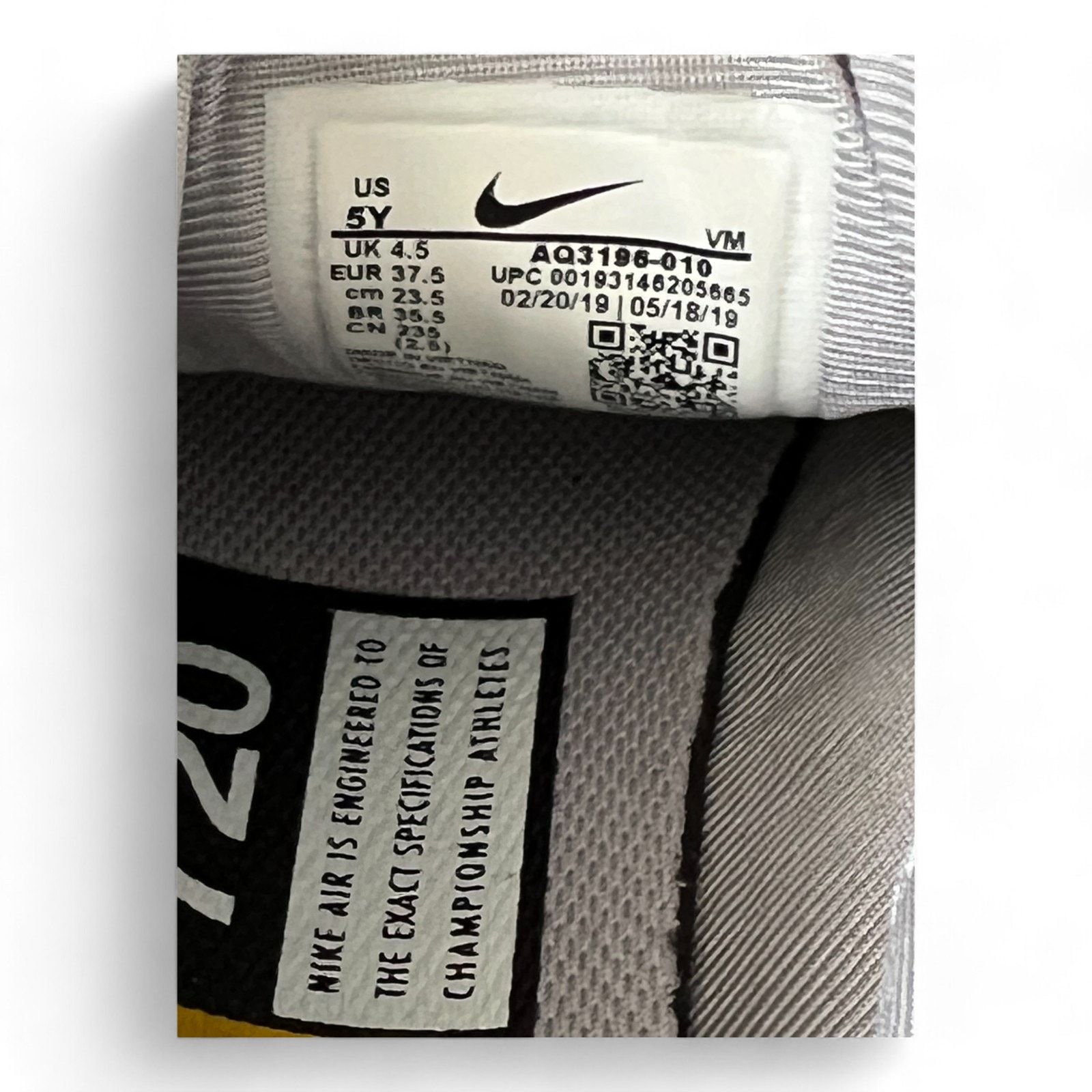 Nike Nike Air Max 720 Youth Sz 5Y Sneakers Shoes Size US 5 / IT 35 - 7 Thumbnail