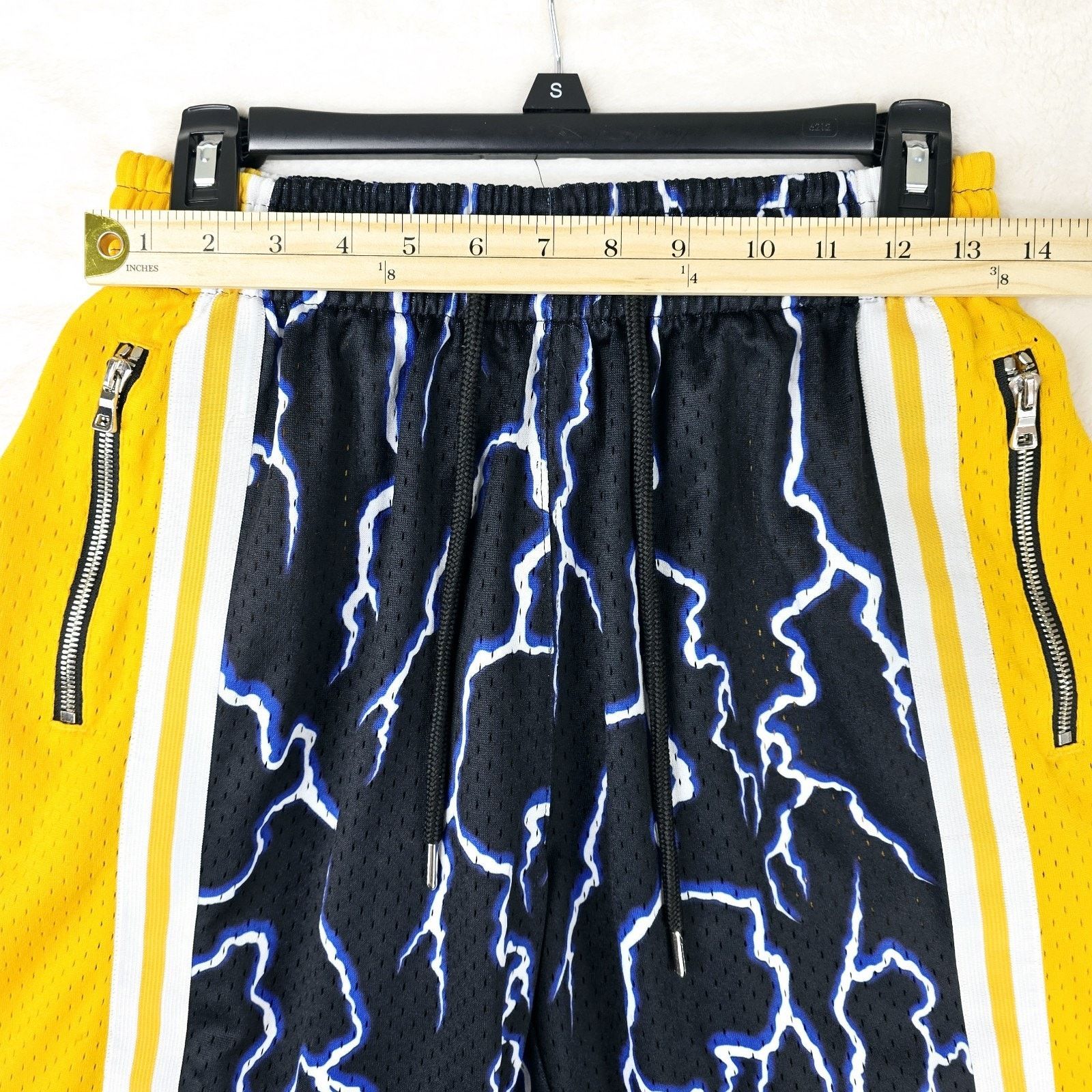 Mitchell & Ness MITCHELL & NESS Los Angeles Lakers Lightning Shorts Small Size US 27 - 10 Thumbnail
