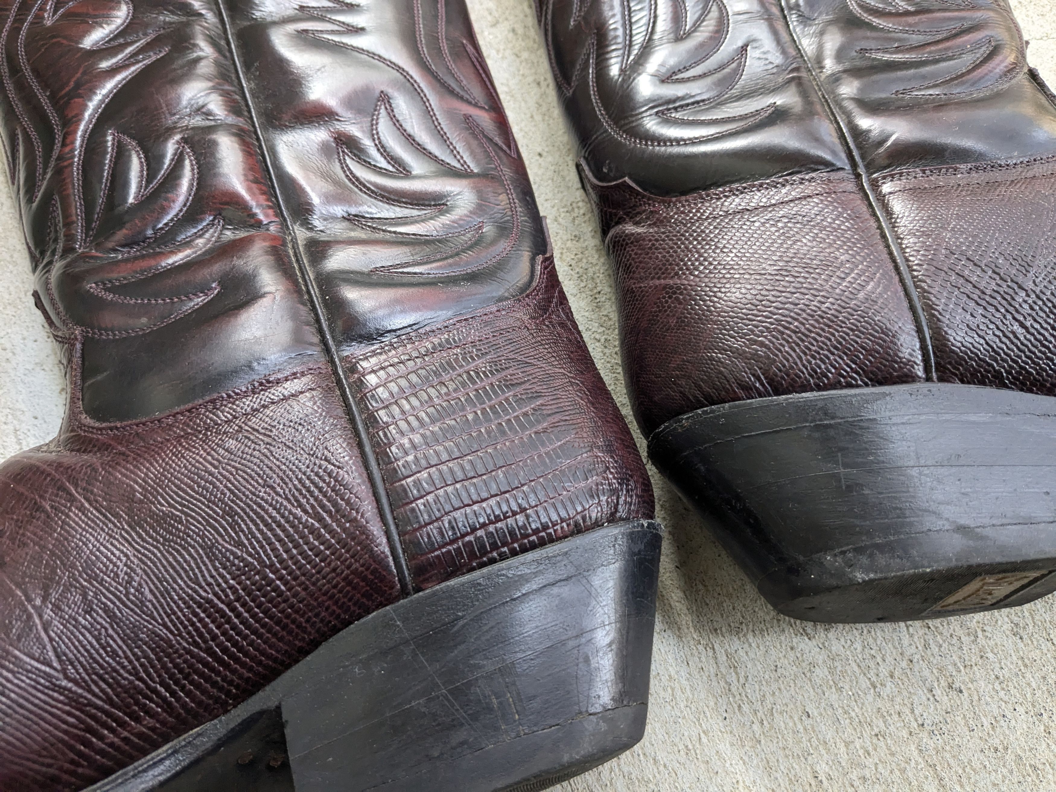 Genuine Leather Cuevas Boots Burgundy Faux Leather Mexico Size US 9.5 / EU 42-43 - 12 Thumbnail