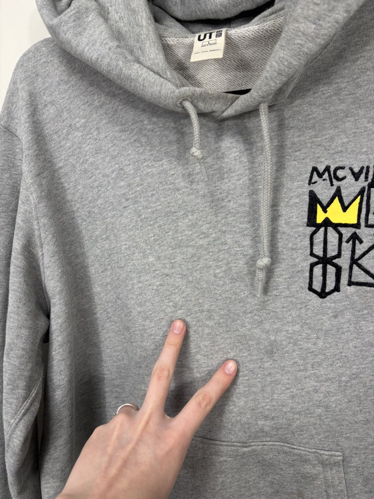 Uniqlo Uniqlo Jean Michel Basquiat Men’s Grey Classic Hoodie Size US L / EU 52-54 / 3 - 18 Thumbnail