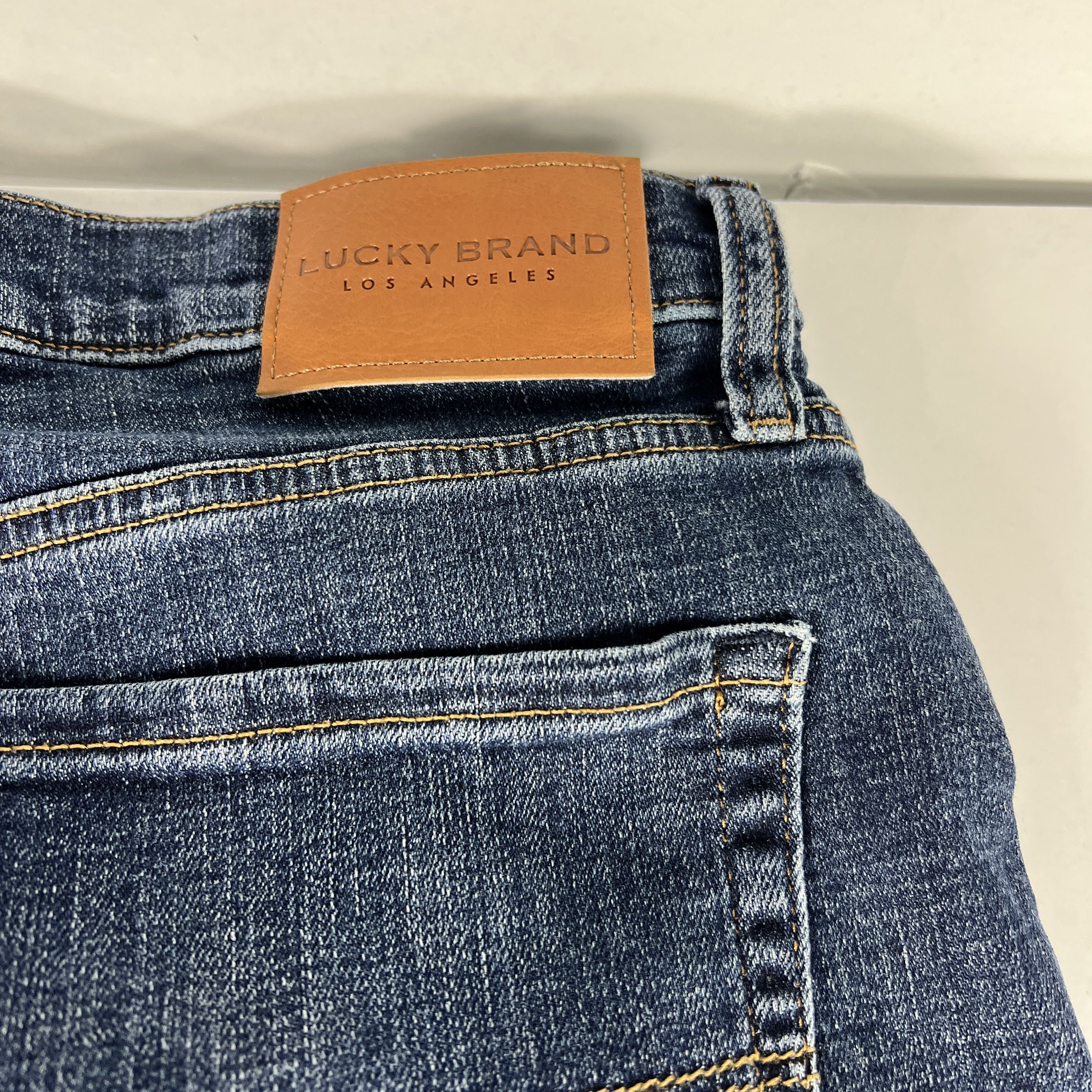 Lucky Brand Lucky Brand Jean 121 Slim Straight Blue Faded Stretch Denim Size US 33 - 15 Thumbnail