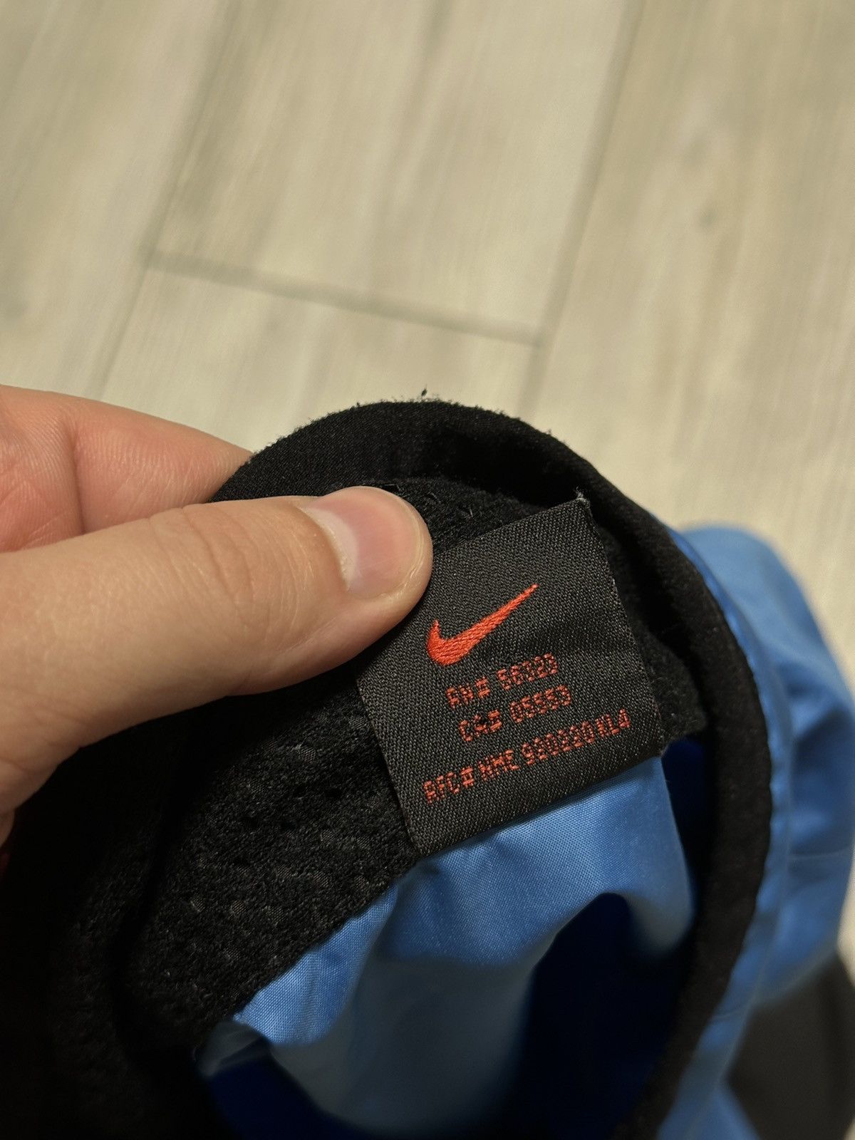 Nike 00s Vintage Nike Challenge Court Retro Vest Swoosh Logo Rare Size US L / EU 52-54 / 3 - 5 Thumbnail