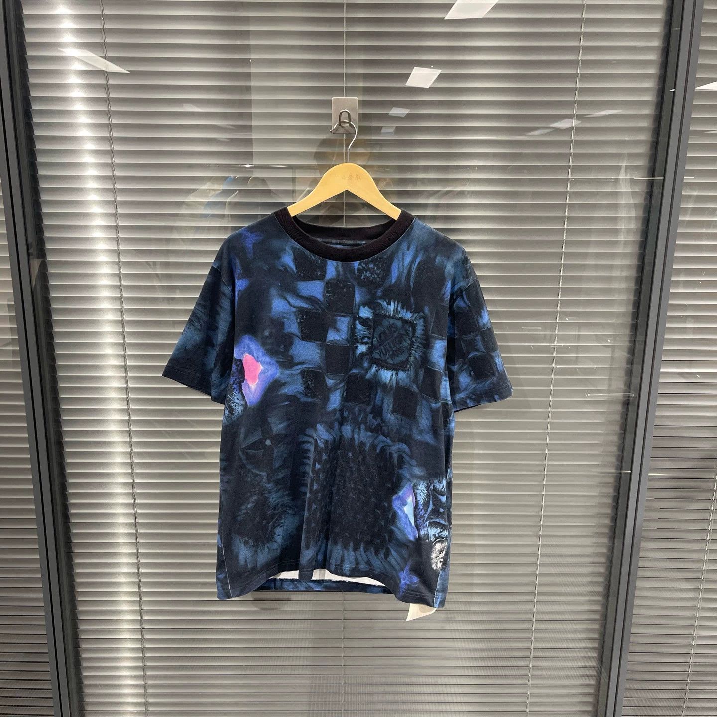 Louis Vuitton Blue Abstract Print Short Sleeve Shirt Size US L / EU 52-54 / 3 - 1 Thumbnail