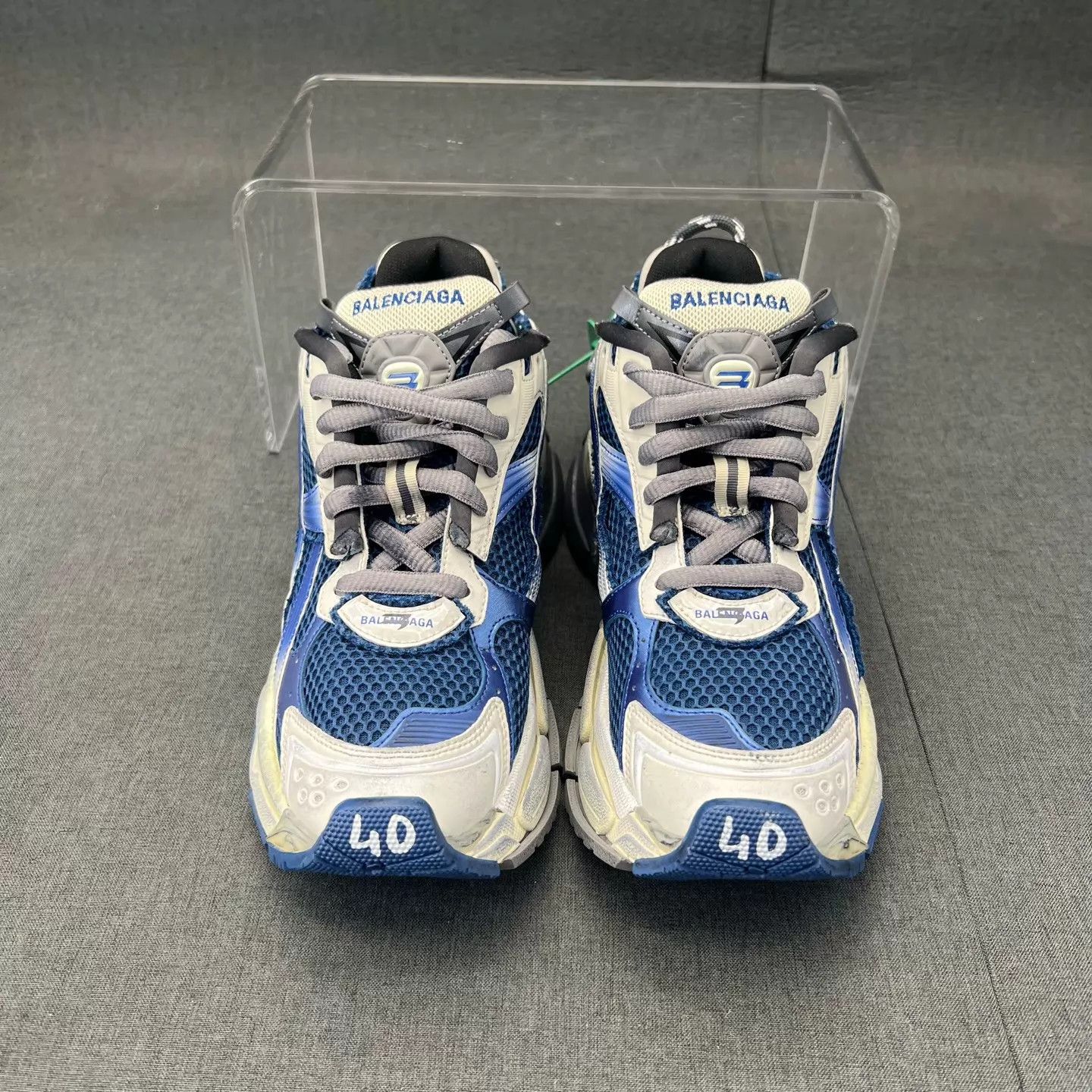 Balenciaga Balenciaga Runner White Blue 40 Mint Condition Size US 7 / EU 40 - 5 Thumbnail