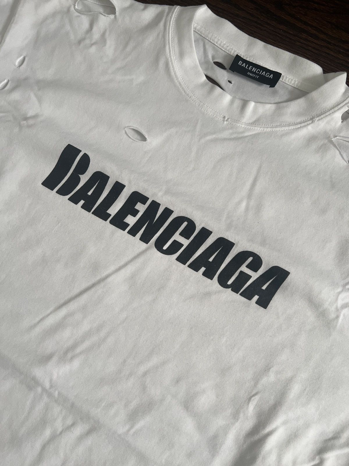Balenciaga Balenciaga SS21 Destroyed Oversized Logo T-Shirt Size US S / EU 44-46 / 1 - 2 Thumbnail