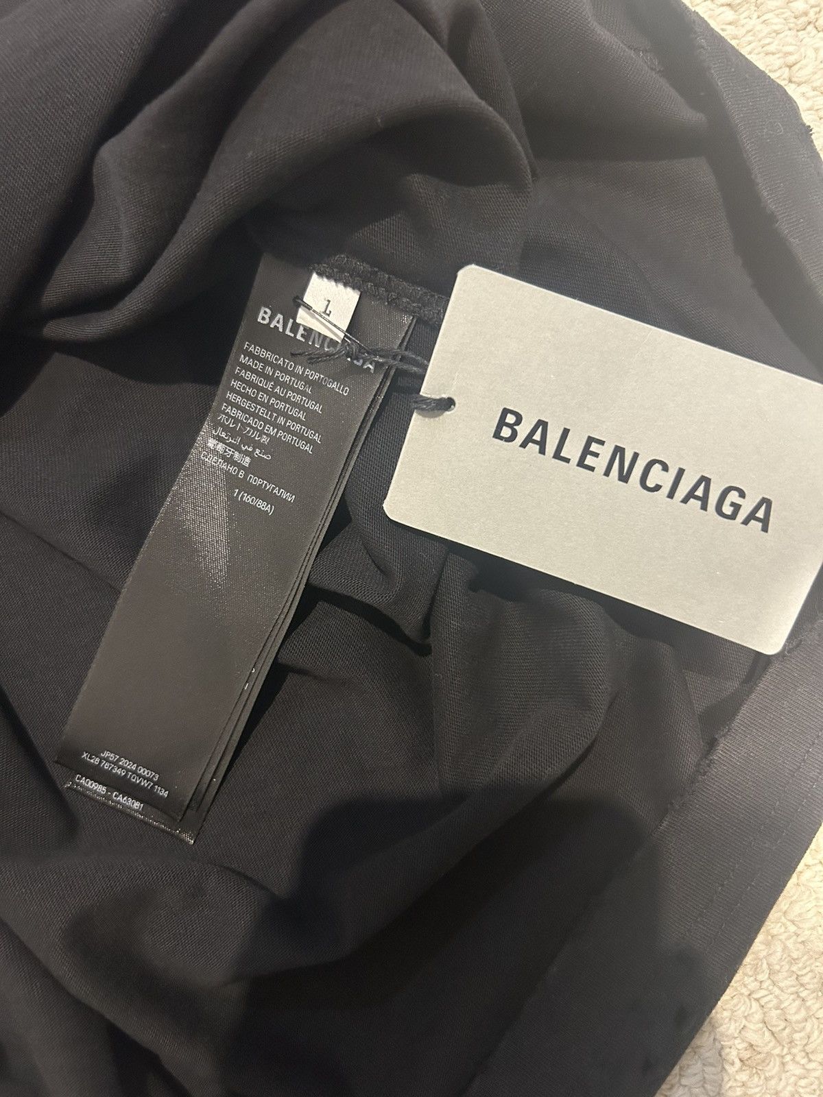Balenciaga Burning Unity T-Shirt Black + Oversized Size US S / EU 44-46 / 1 - 4 Thumbnail