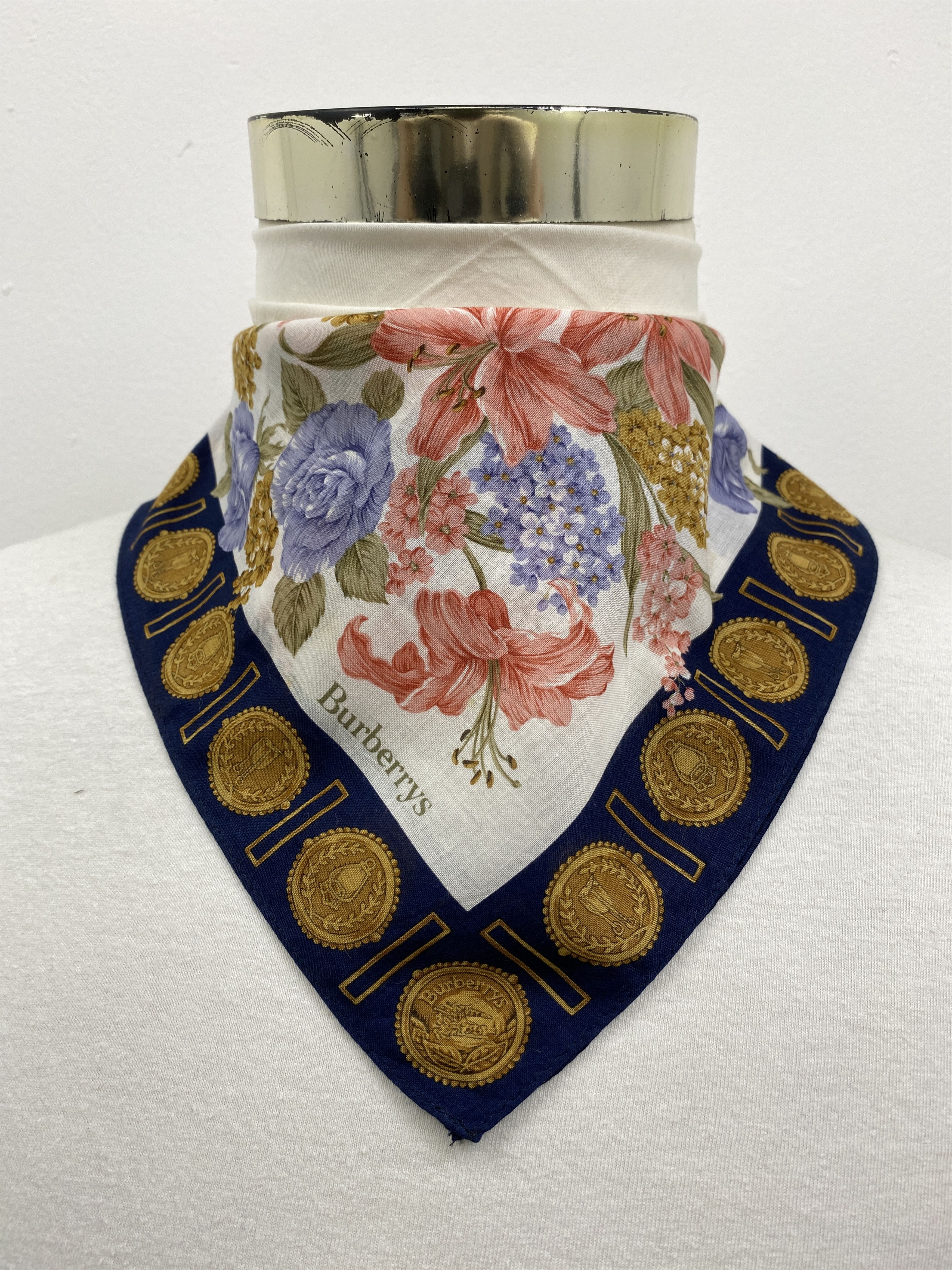 Burberry Burberry Handkerchief / Neckwear / Bandana HKC0437 Size ONE SIZE - 2 Thumbnail